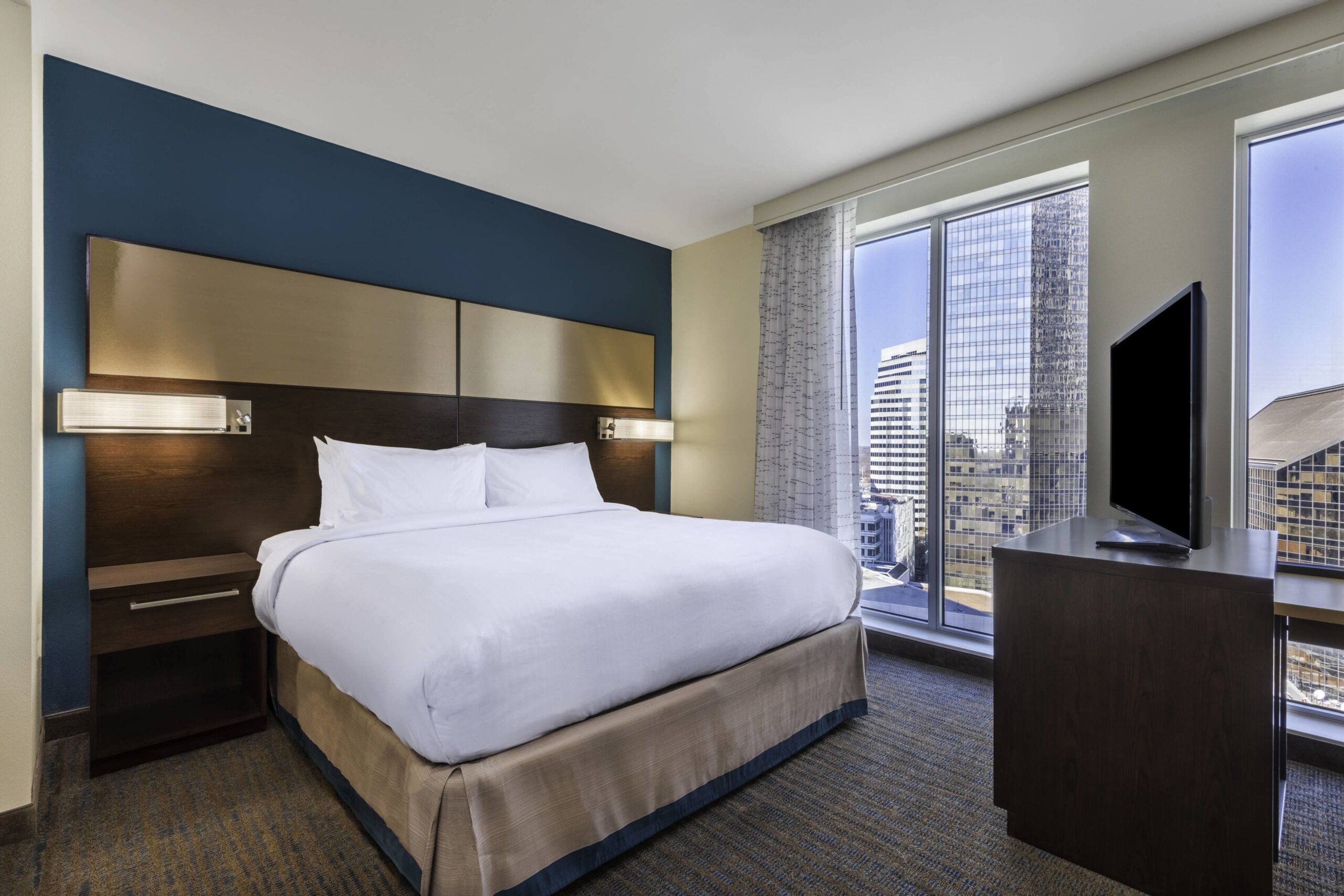 Charlotte Hotel
