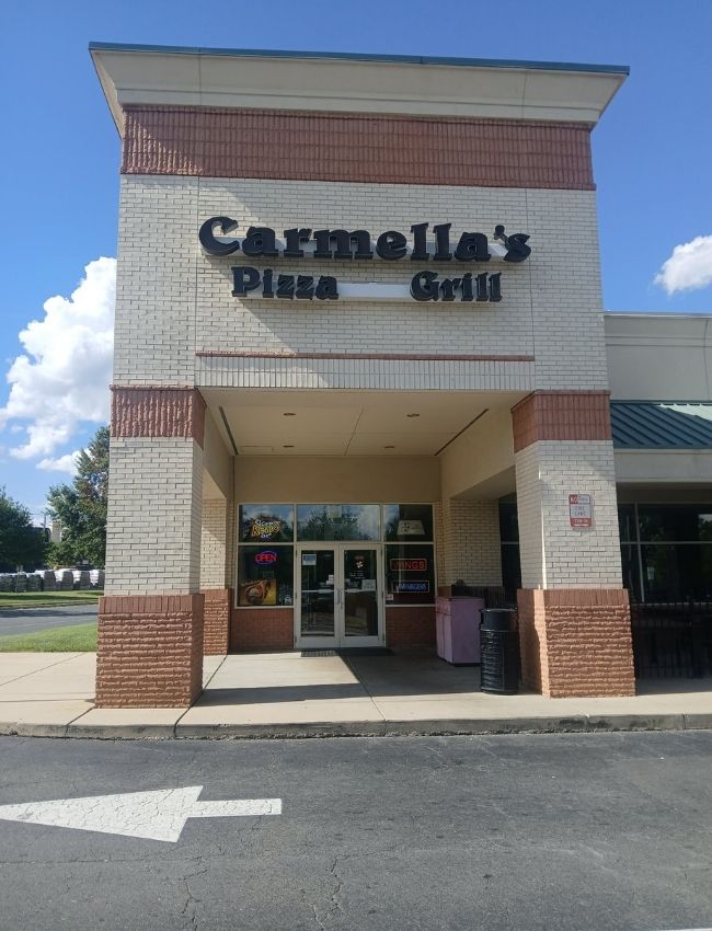 Exterior of Carmella’s Pizza Grill on South Tryon Street in Charlotte
