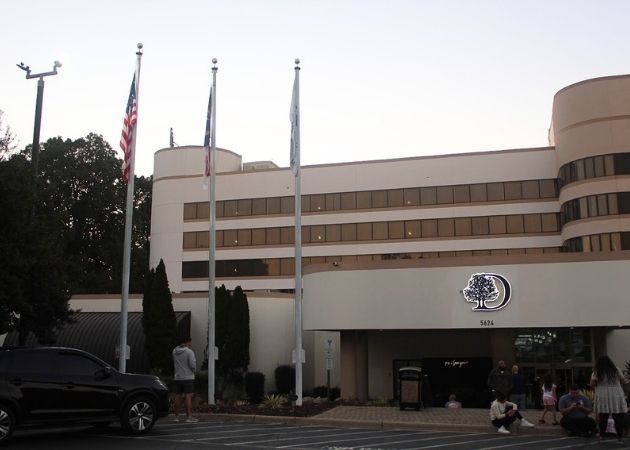 DoubleTree by Hilton South Charlotte Tyvola