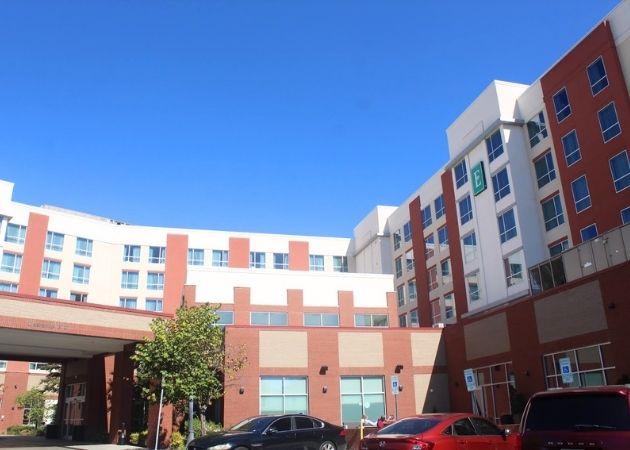 Embassy Suites by Hilton Charlotte Ayrsley
