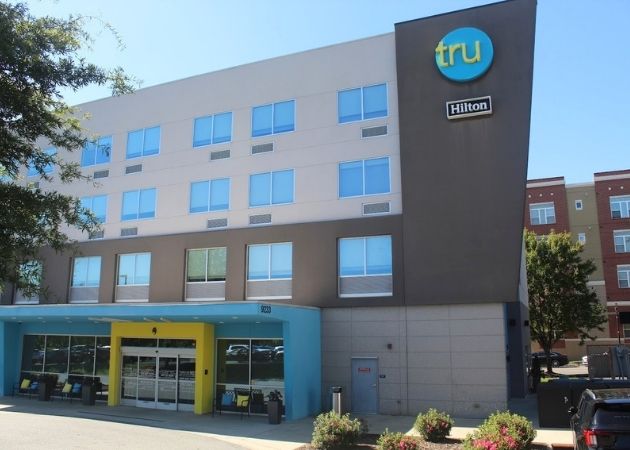 Tru by Hilton Charlotte Ayrsley