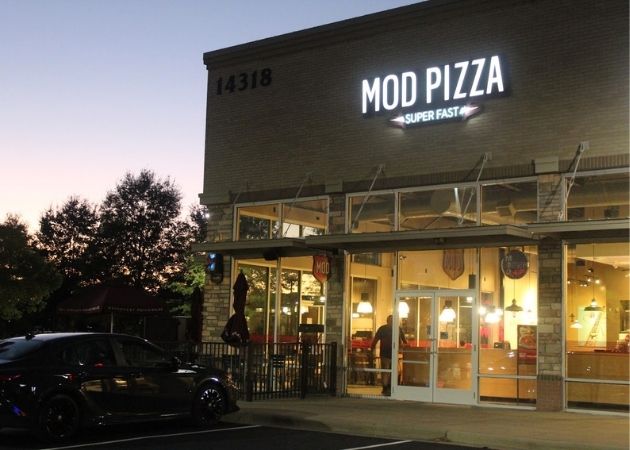 MOD Pizza RiverGate in Charlotte, NC